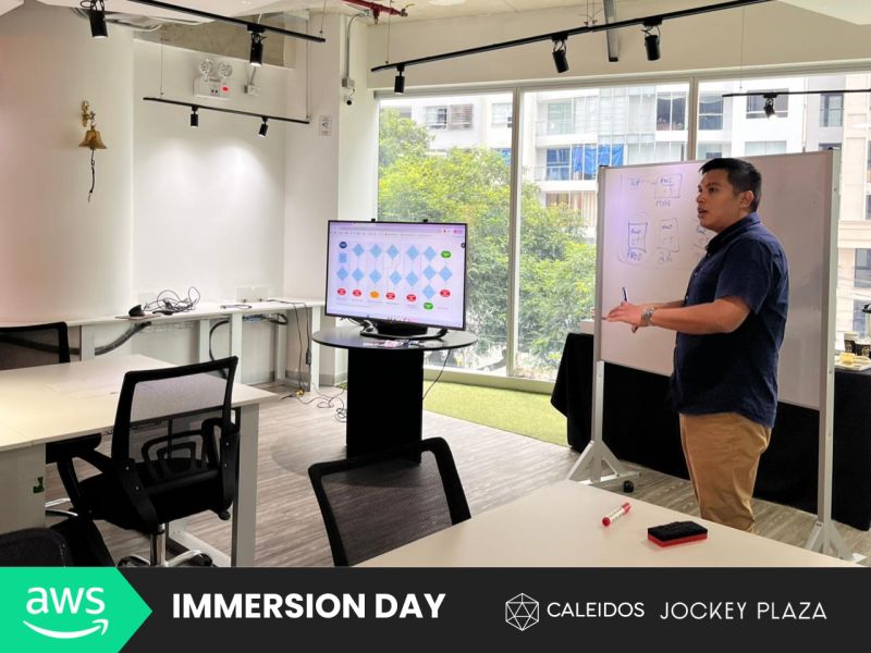 La semana pasada tuvimos la oportunidad de realizar un  #ImmersionDay junto al equipo del Jockey Plaza, enfocado en… — image 2